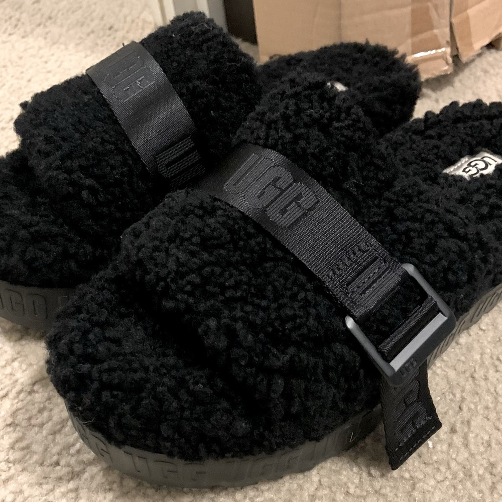 Ugg women shoes 7.5